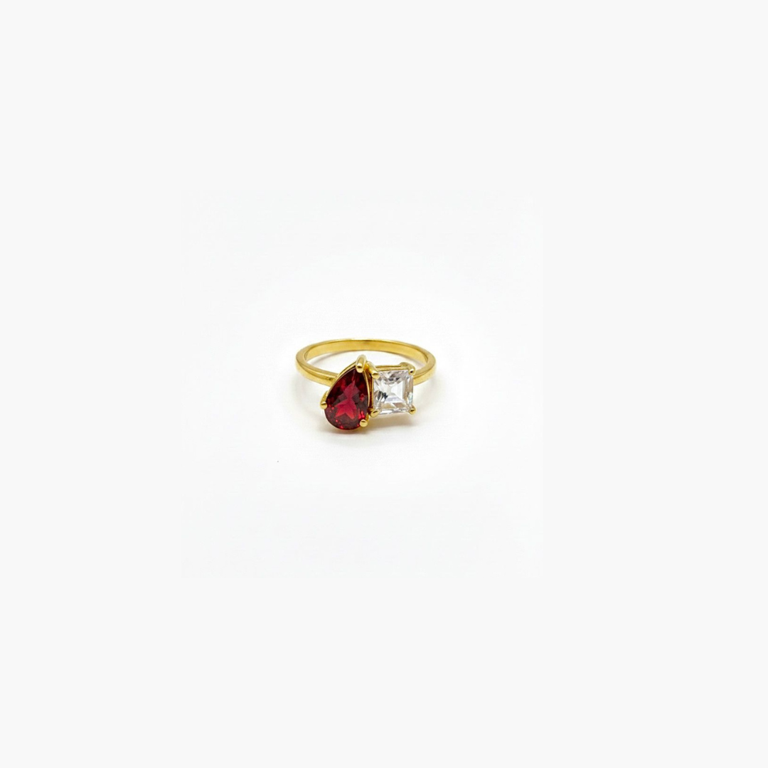 Toi et Moi | Garnet & White Topaz | Ring