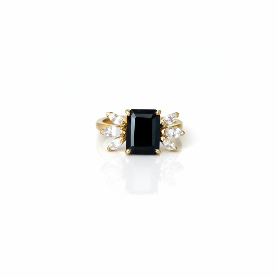 Denise | Black Onyx And White Sapphire | Ring