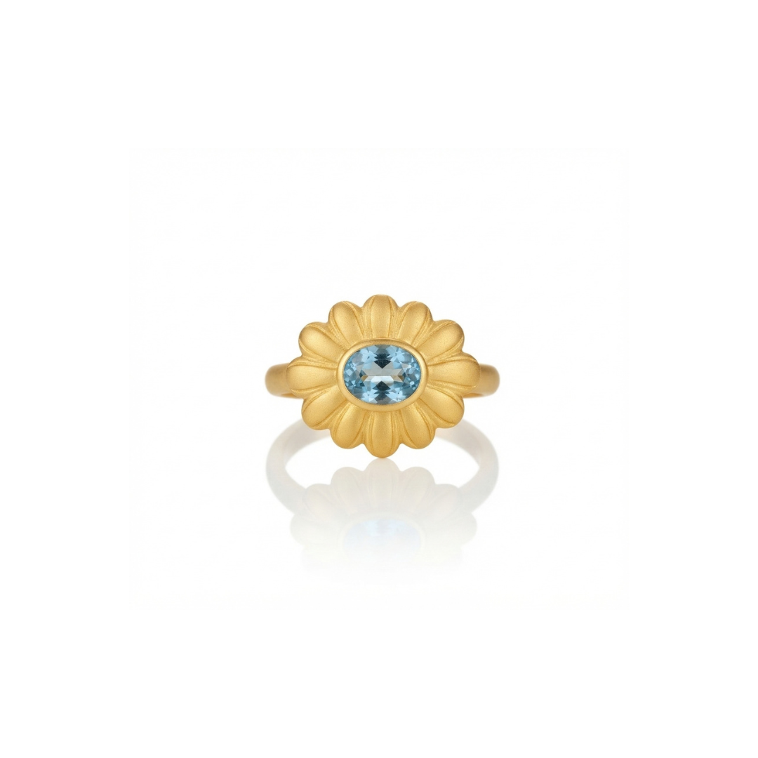 Jessie | Sky Blue Topaz | Ring